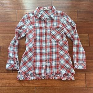 Vine & Love Red, Blue White Plaid Shirt Distressed Hem Size Small